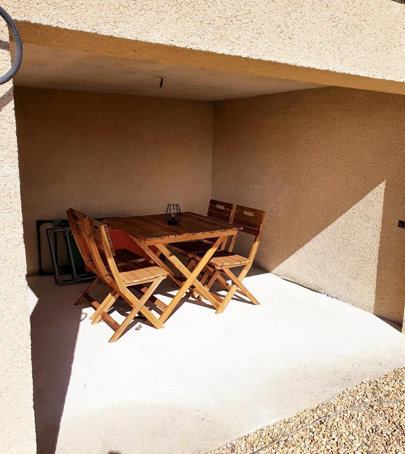 Bastide Bellugue Maison D'Hotes Reseau Bienvenue A La Ferme A 3 Minutes De Lourmarin Cadenet Dış mekan fotoğraf
