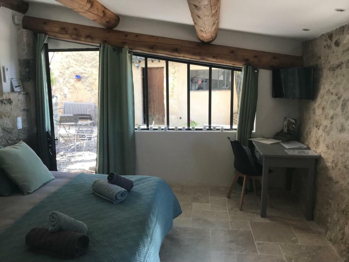 Bastide Bellugue Maison D'Hotes Reseau Bienvenue A La Ferme A 3 Minutes De Lourmarin Cadenet Dış mekan fotoğraf